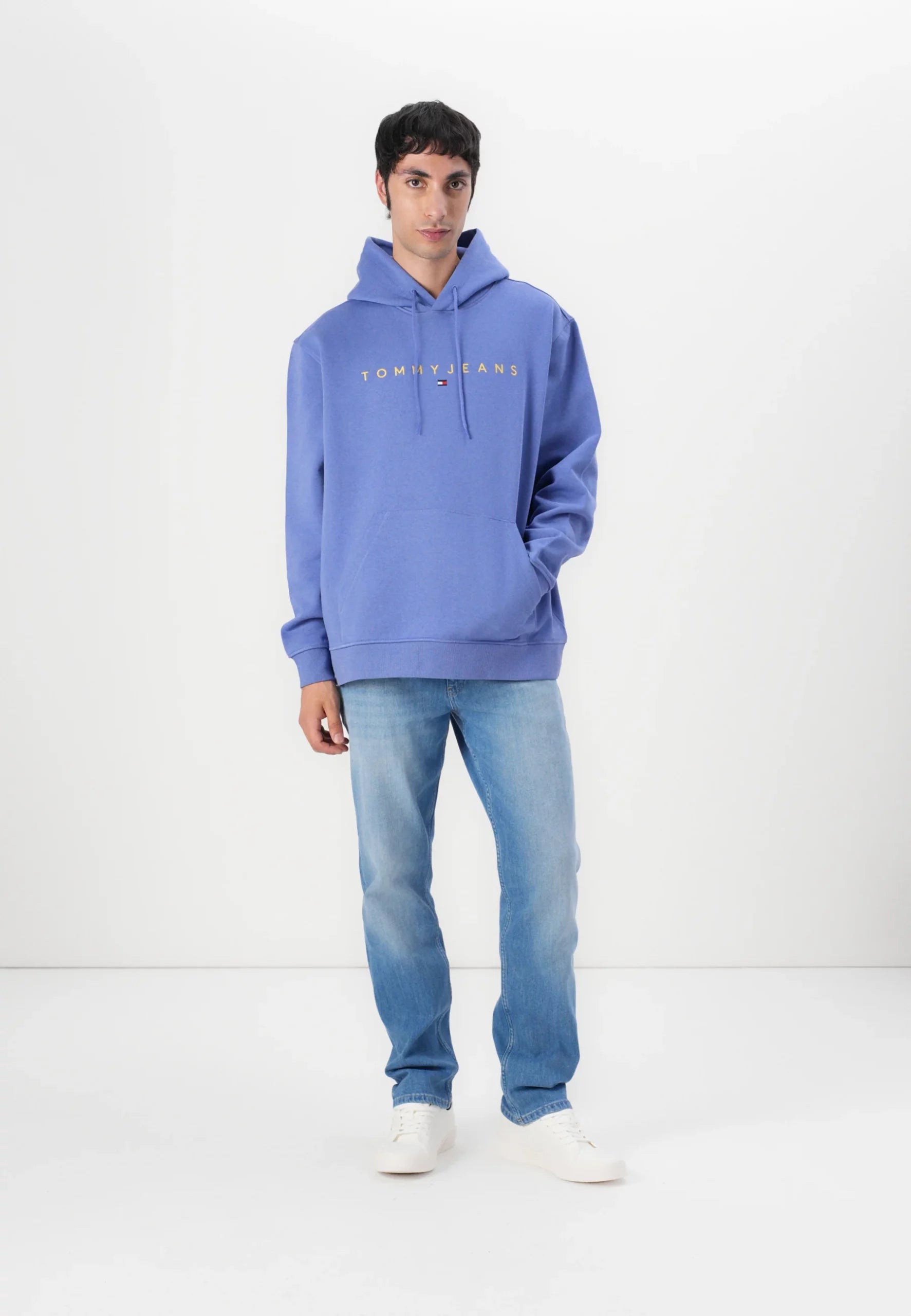 TOMMY JEANS SUDADERA REGULAR FIT AZUL LOGO BORDADO DORADO