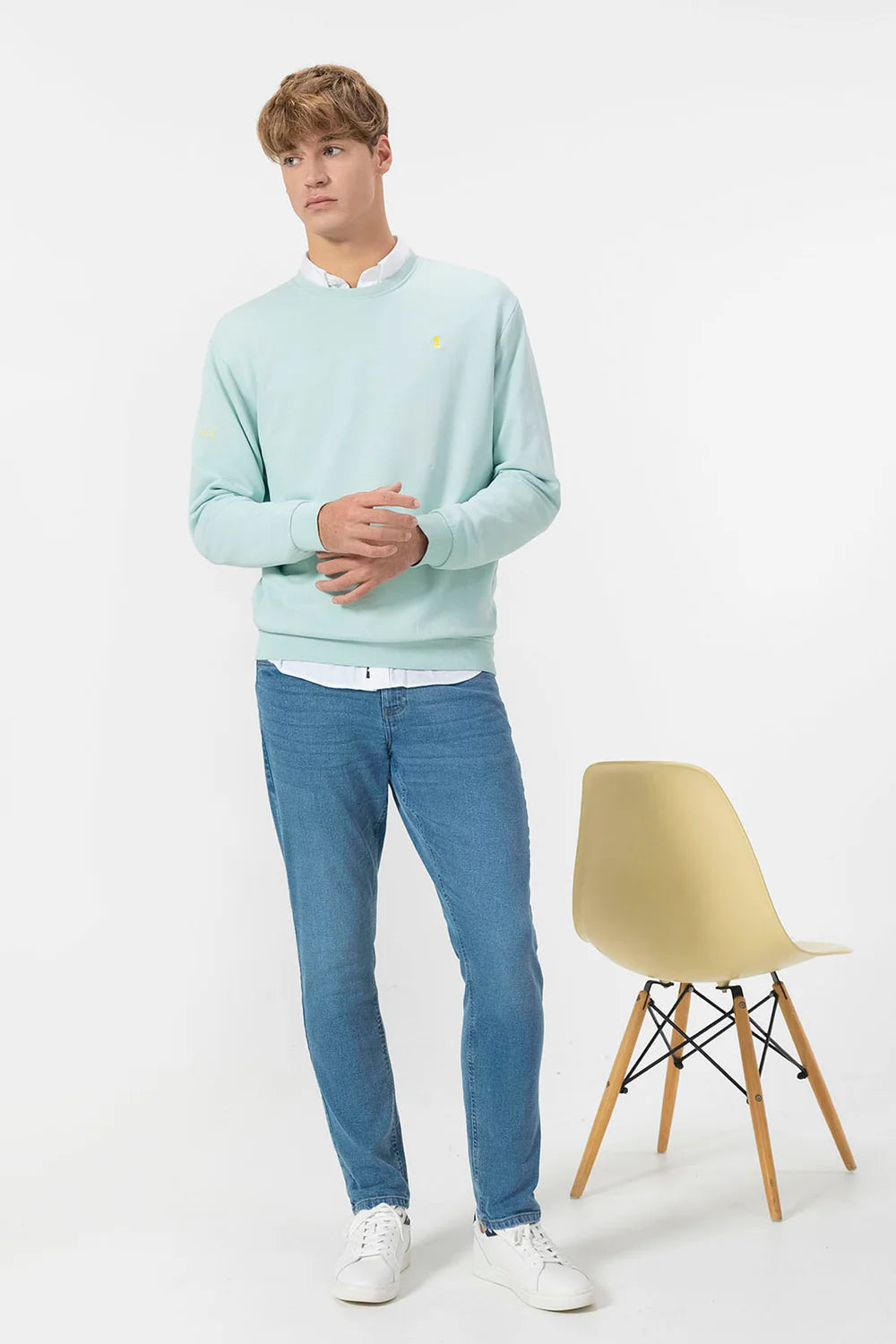 EL PULPO BÁSICA BORDADO CONTRASTE SUDADERA AZUL TURQUESA