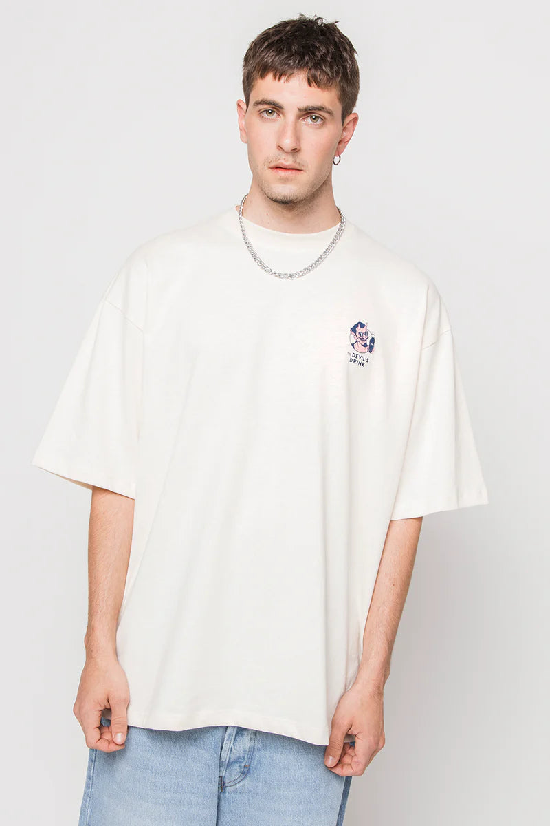 KAOTIKO GAS STATION CAMISETA OVERSIZE FIT ORGANIC COTTON BLANCA