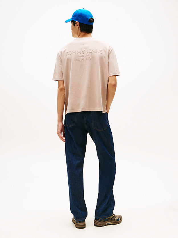 TOMMY JEANS 90S NEW CLASSICS CAMISETA REGULAR FIT COASTAL TAUPE