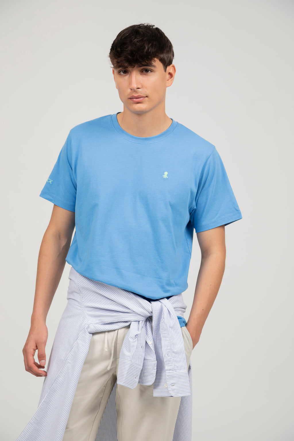 EL PULPO CAMISETA BASICA SLIM LOGO PECHO AZUL