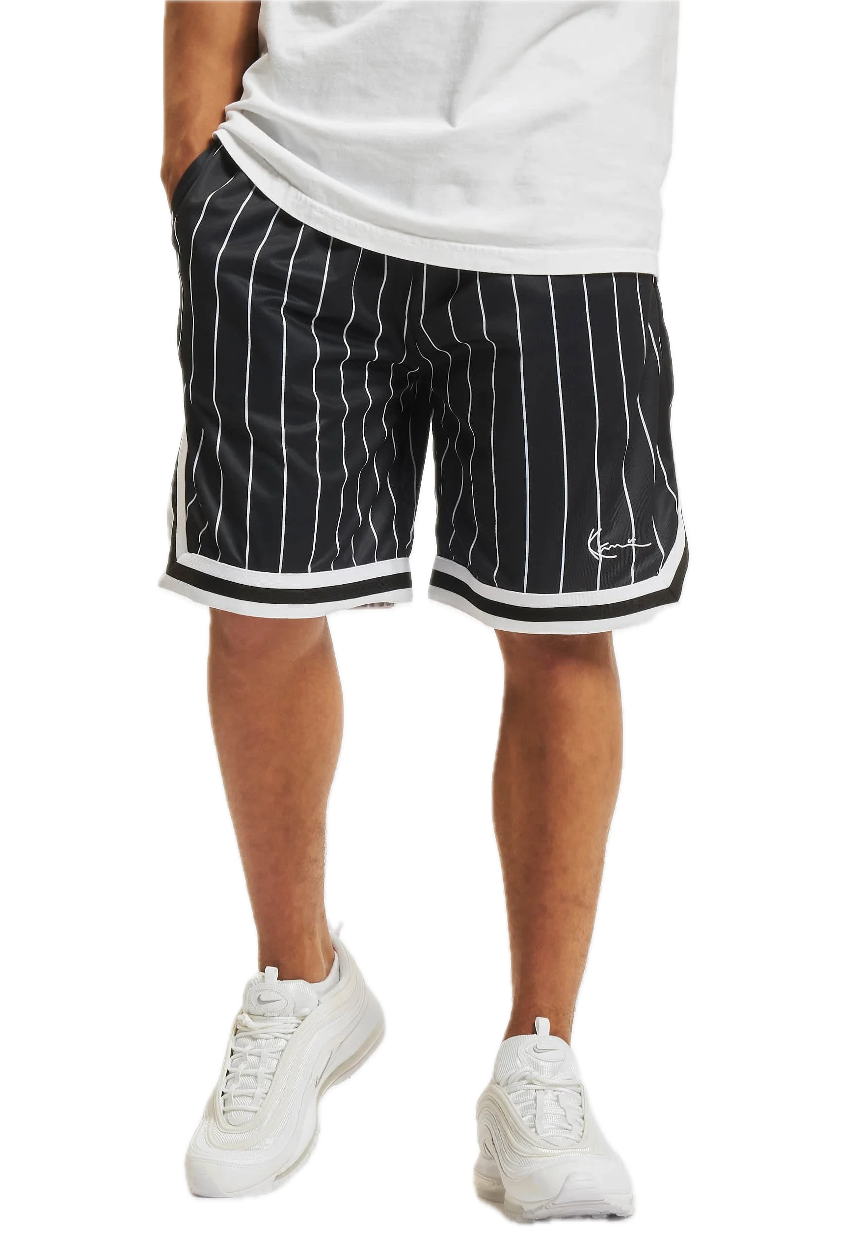 KARL KANI SMALL SIGNATURE PINSTRIPE BERMUDA NEGRA