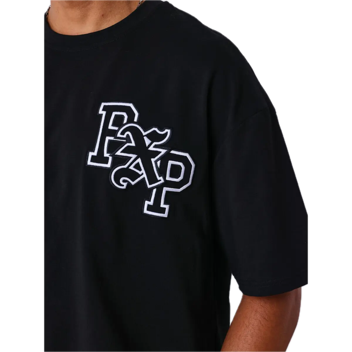 PROJECT X PARIS CAMISETA BOXY OVERSIZED PARCHES NEGRA