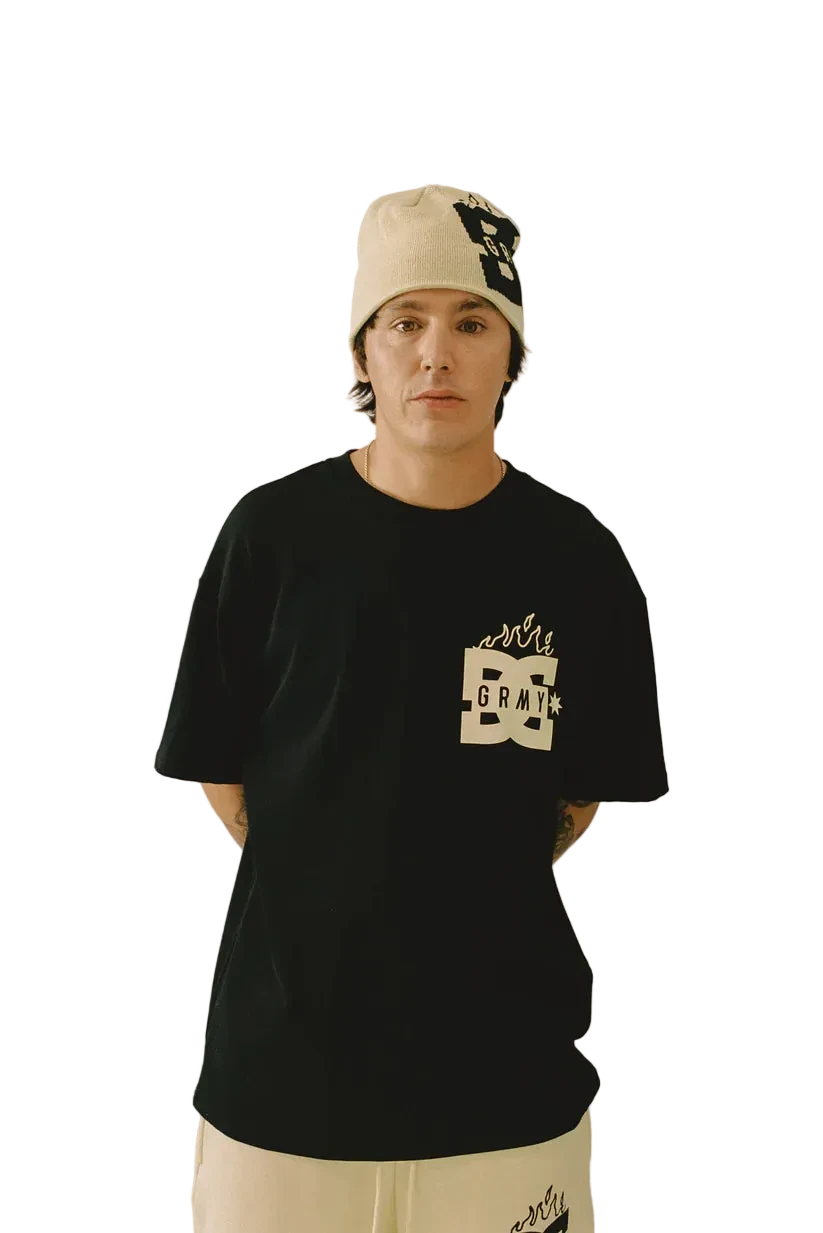 GRIMEY THE SWARM DC SHOES X GRIMEY CAMISETA REGULAR FIT NEGRA