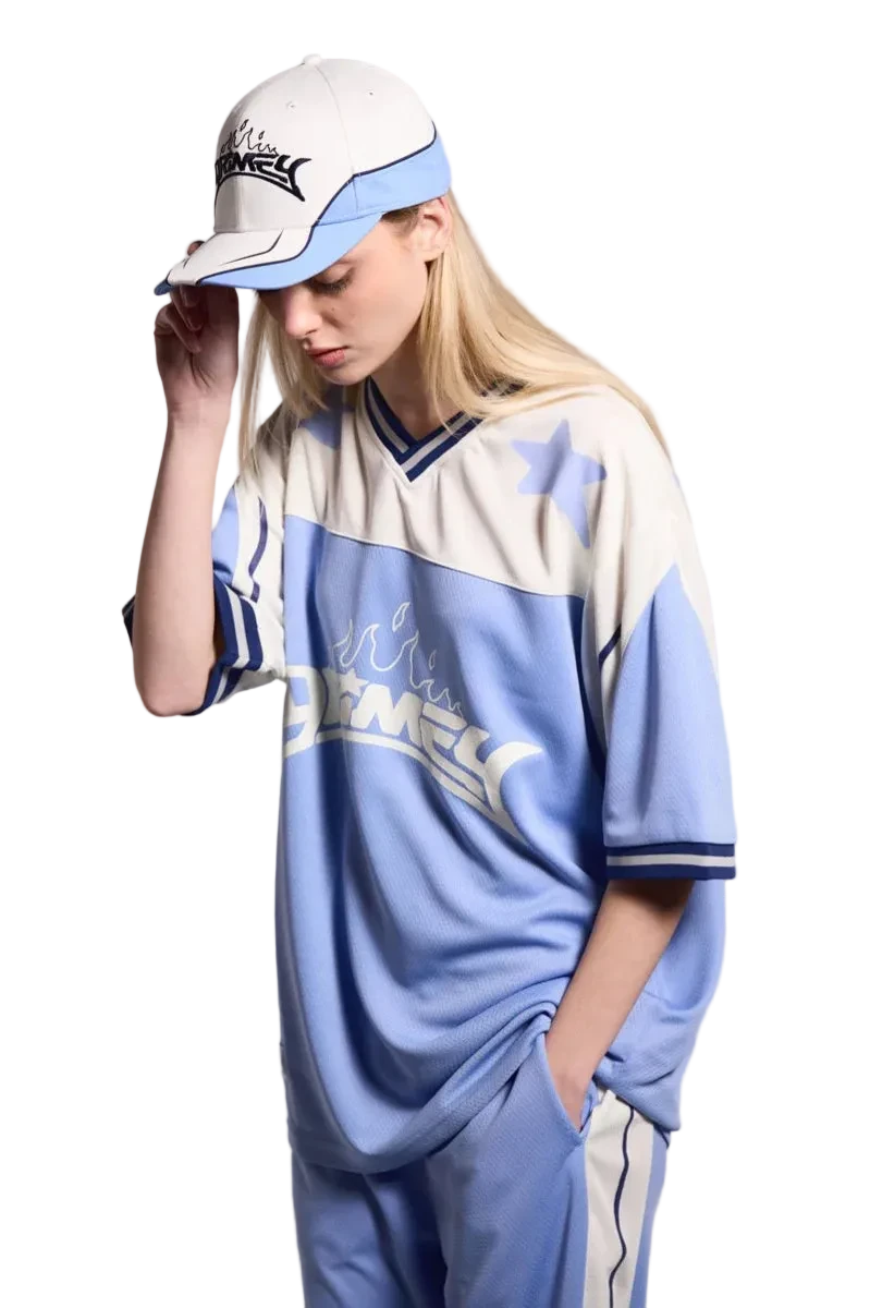 GRIMEY INFAMOUS DEEPER CAMISETA OVERSIZE CUELLO PICO AZUL CLARO