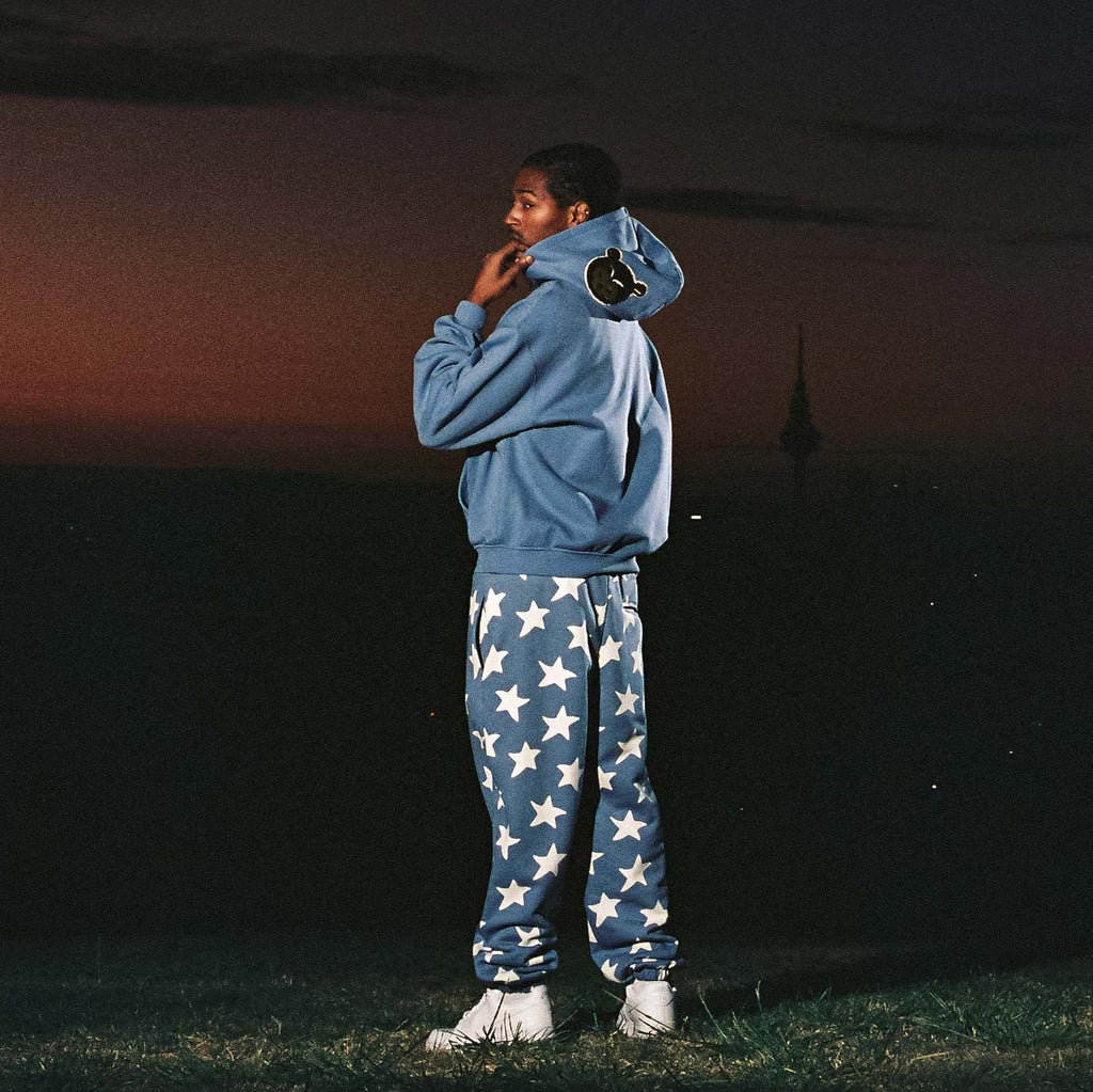 GRIMEY MUD’S THE RESIDENCE MADRID SUDADERA BOXY AZUL