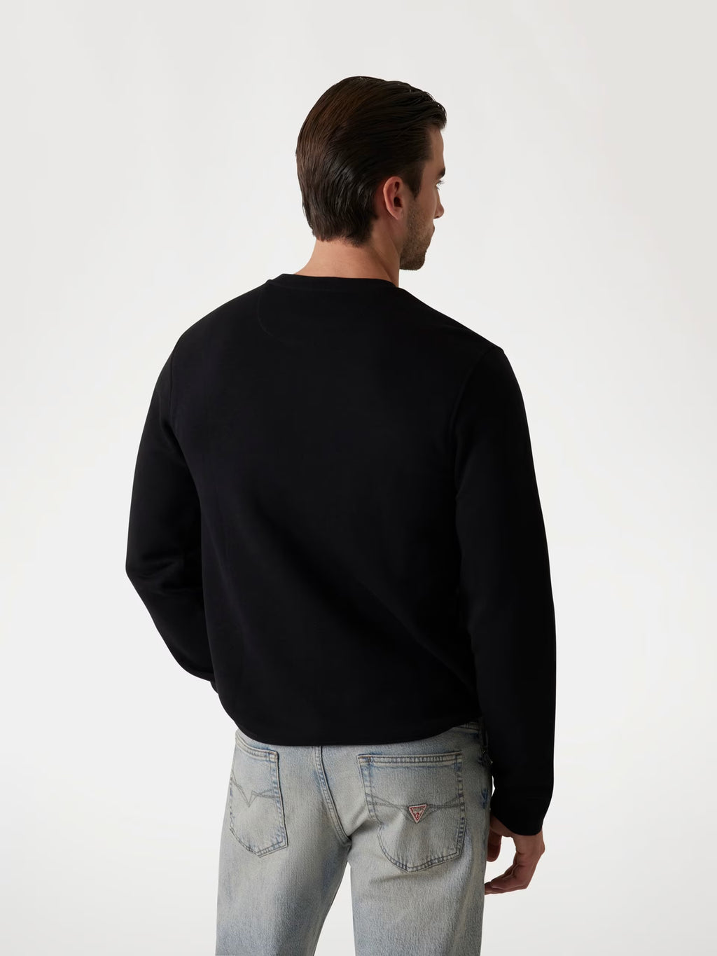 GUESS LOGOTIPO FRONTAL SUDADERA REGULAR FIT NEGRA