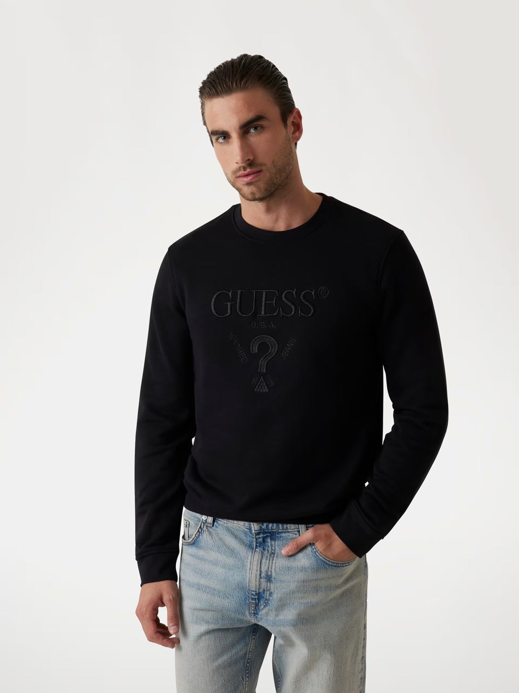 GUESS LOGOTIPO FRONTAL SUDADERA REGULAR FIT NEGRA