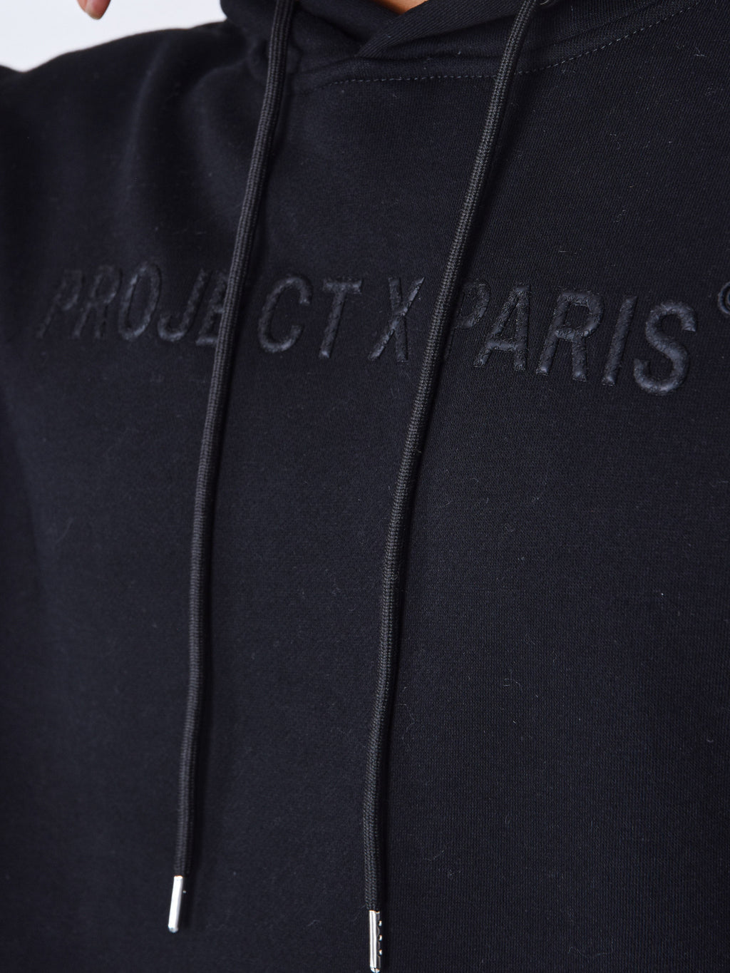 PROJECT PARIS SUDADERA CON CAPUCHA LOGO ENGOMADO   NEGRO