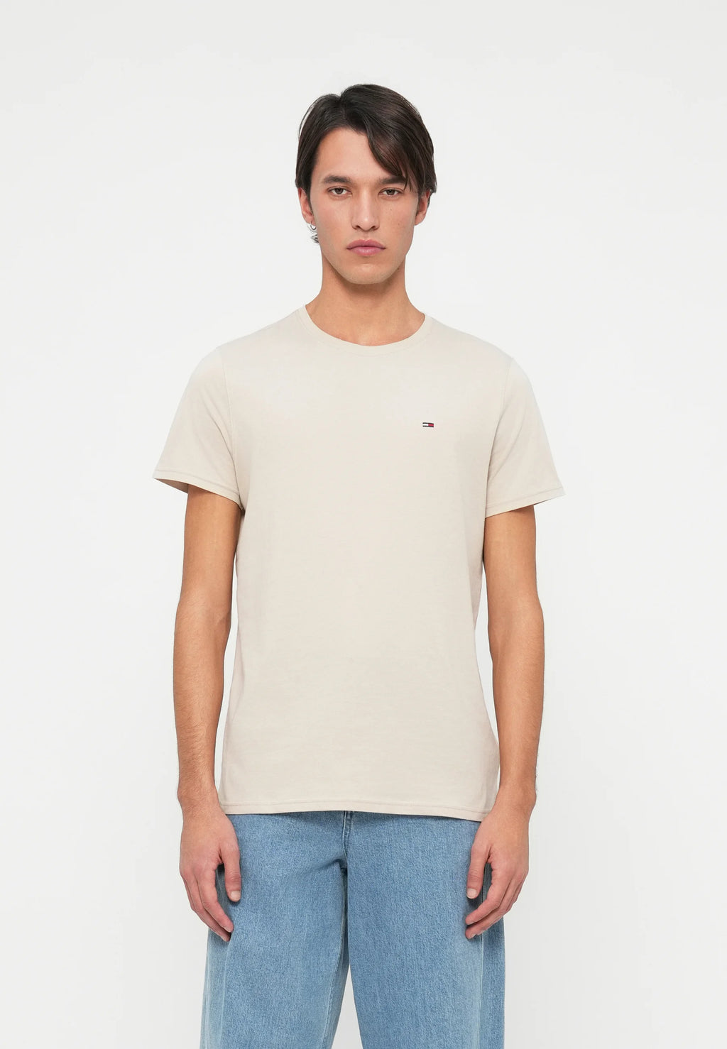 TOMMY JEANS CAMISETA LOGO PEQUEÑO BORDADO SLIM BLANCO ROTO