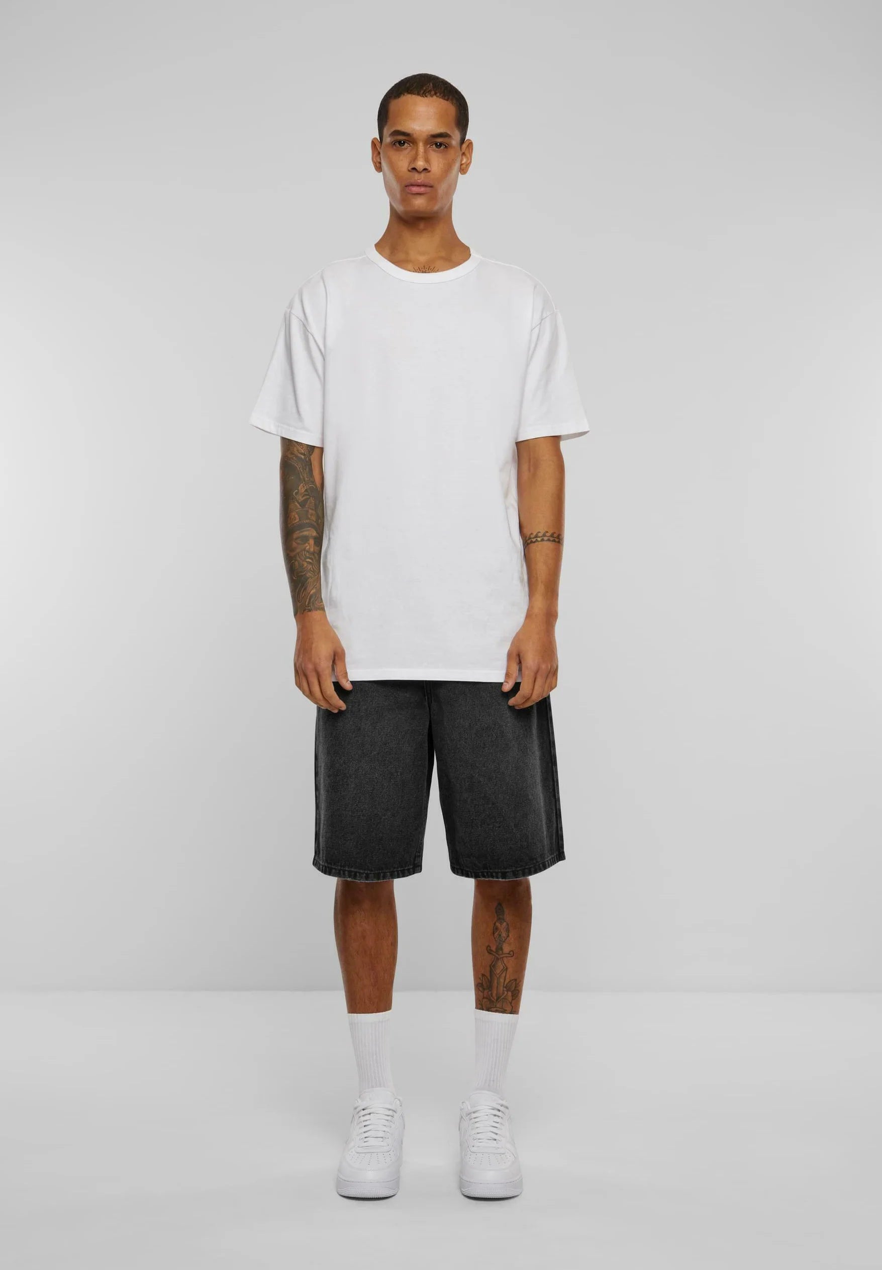 URBAN CLASSICS 90's BERMUDA LOOSE FIT NEGRO LAVADO
