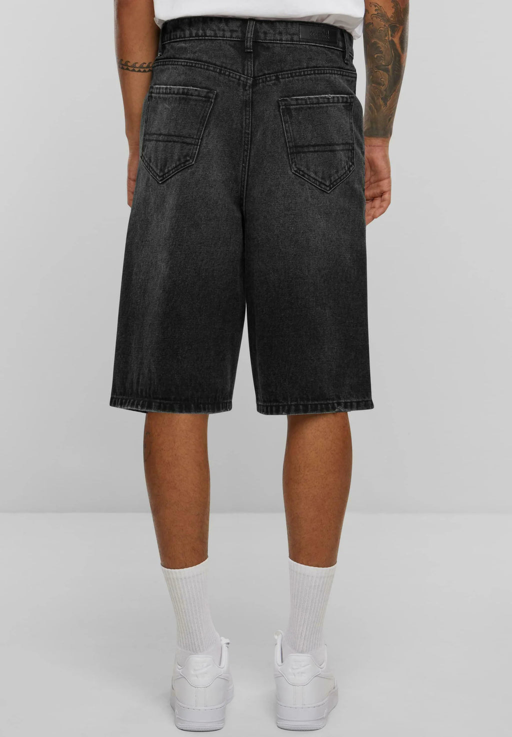 URBAN CLASSICS 90's BERMUDA LOOSE FIT NEGRO LAVADO
