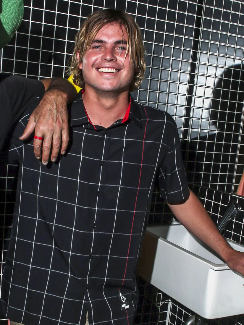 VOLCOM X SCHROFF CAMISA NEGRA