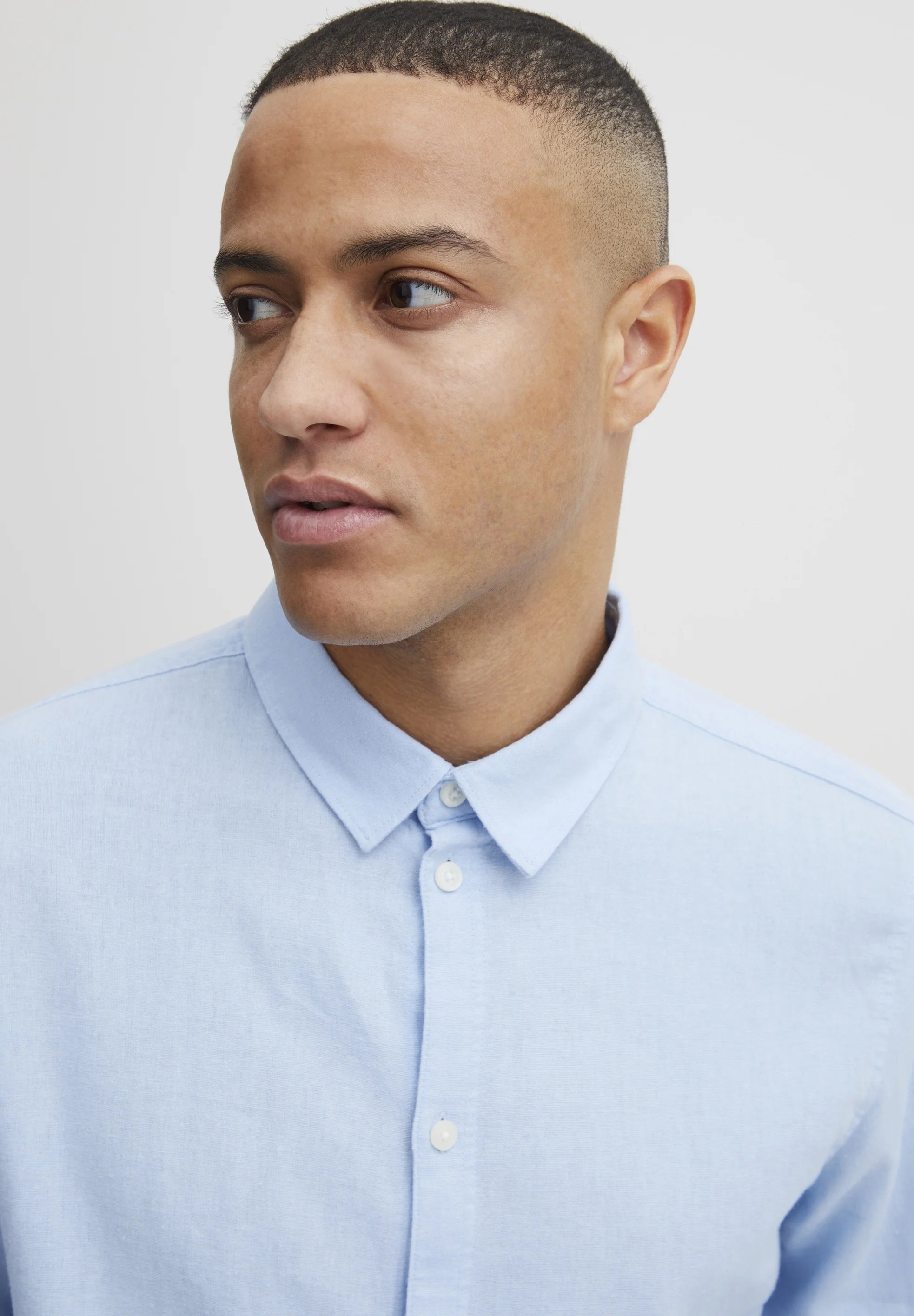 SOLID LINO SDENEA ALLAN LS CHANBRAY BLUE