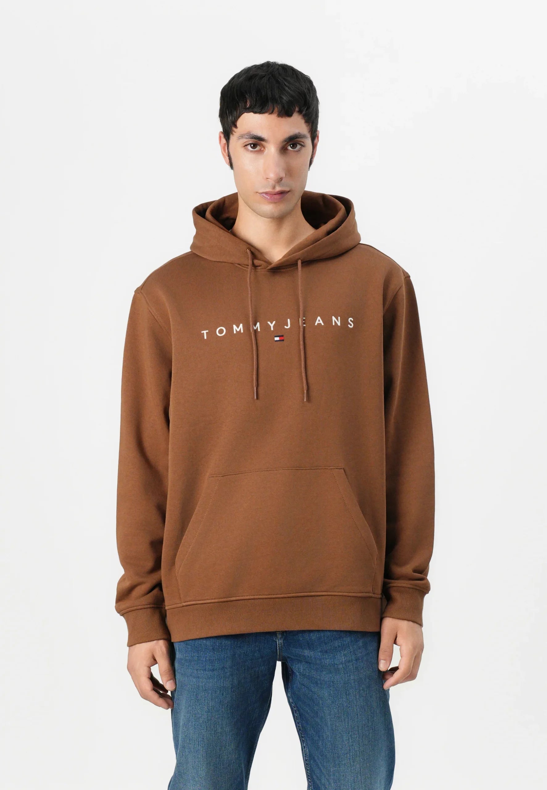 TOMMY JEANS SUDADERA CON CAPUCHA REGULAR FIT MARRÓN LOGO BORDADO BLANCO