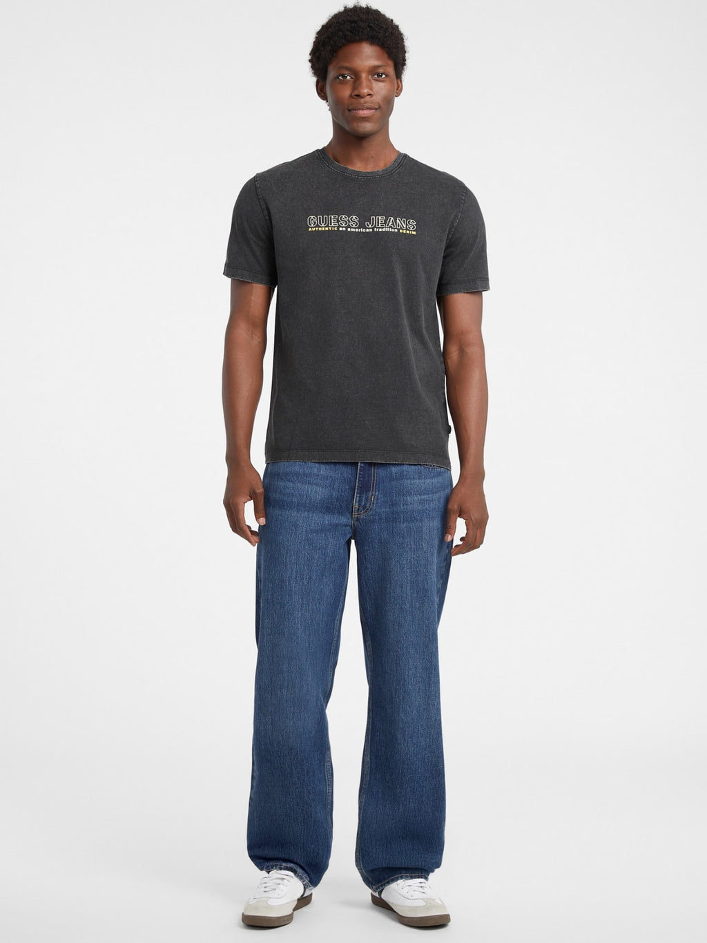 GUESS JEANS CAMISETA REGULAR FIT NEGRA LAVADA