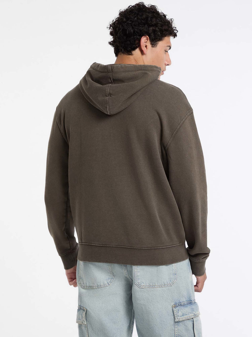 GUESS JEANS SUDADERA CON CAPUCHA REGULAR FIT MARRÓN