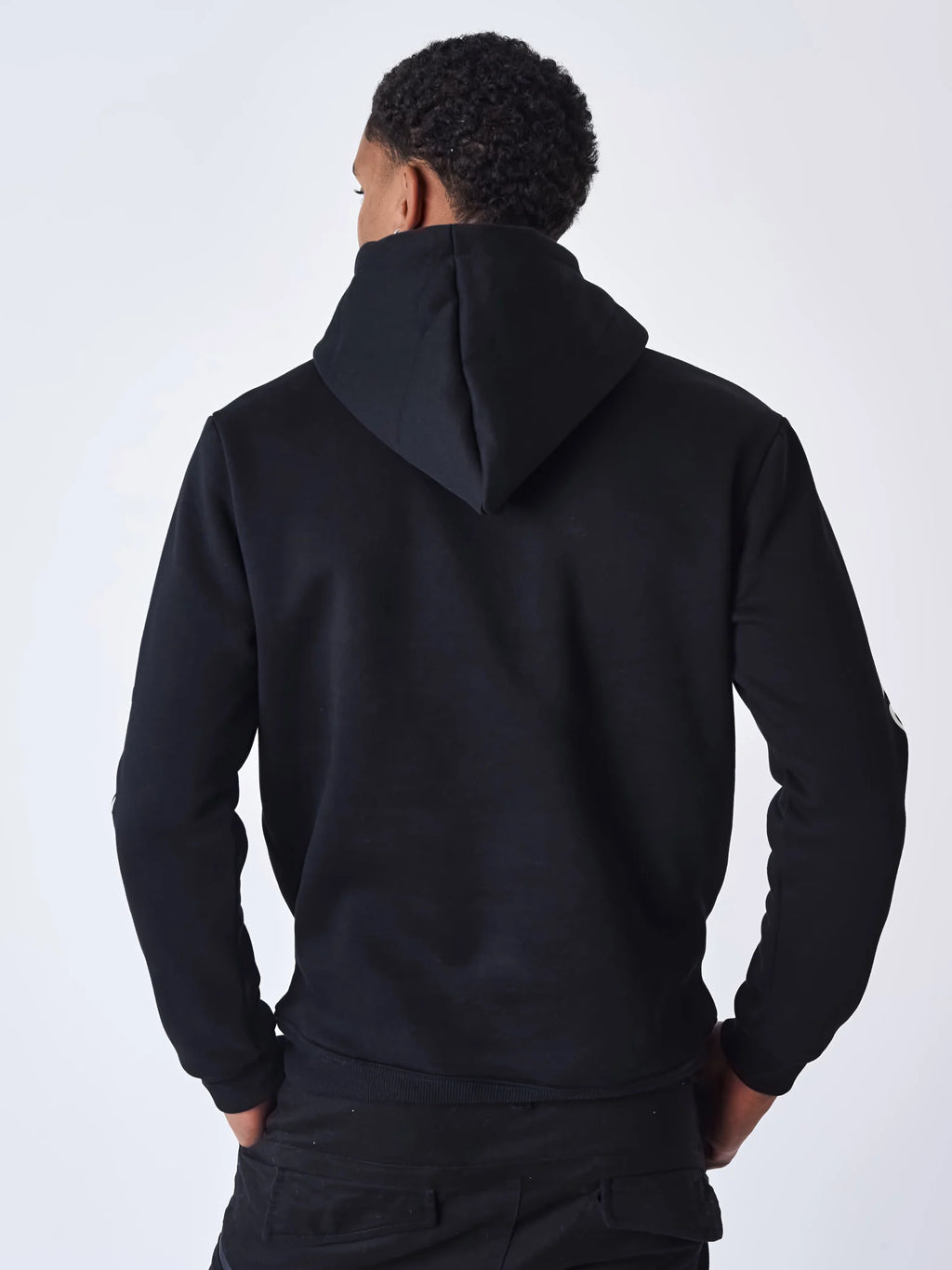 PROJECT X PARIS SUDADERA CON CAPUCHA LOGO EN MANGAS NEGRA