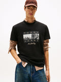 TOMMY JEANS SIGN CITY CAMISETA REGULAR FIT NEGRA