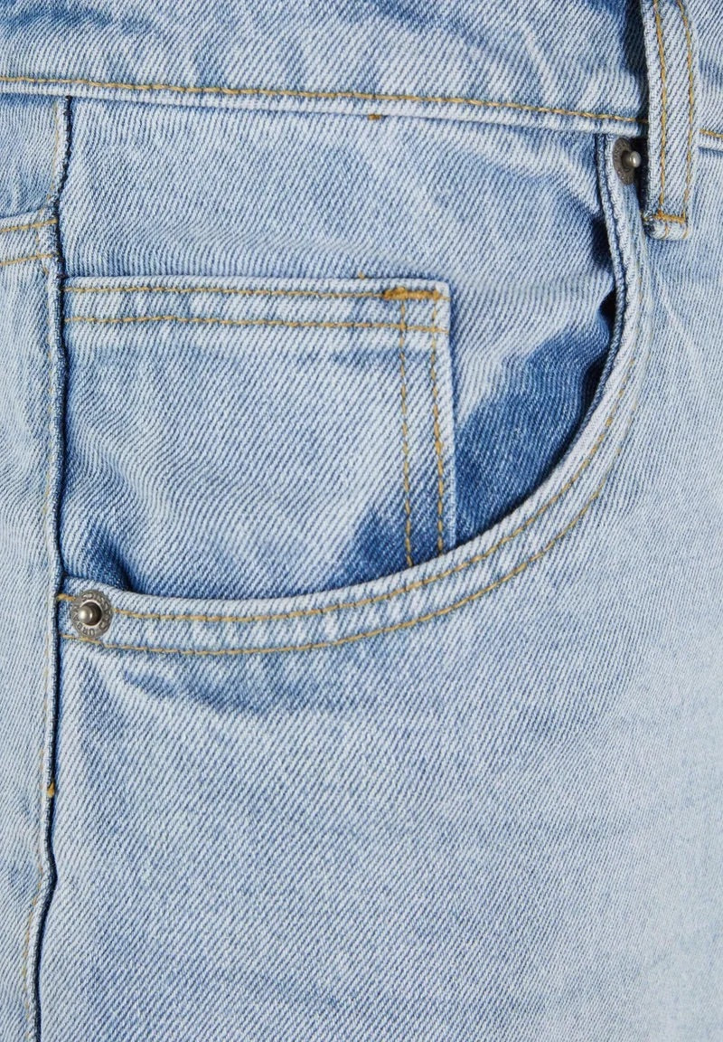 URBAN CLASSICS 90s BERMUDA NEW LIGHT BLUE WASHED